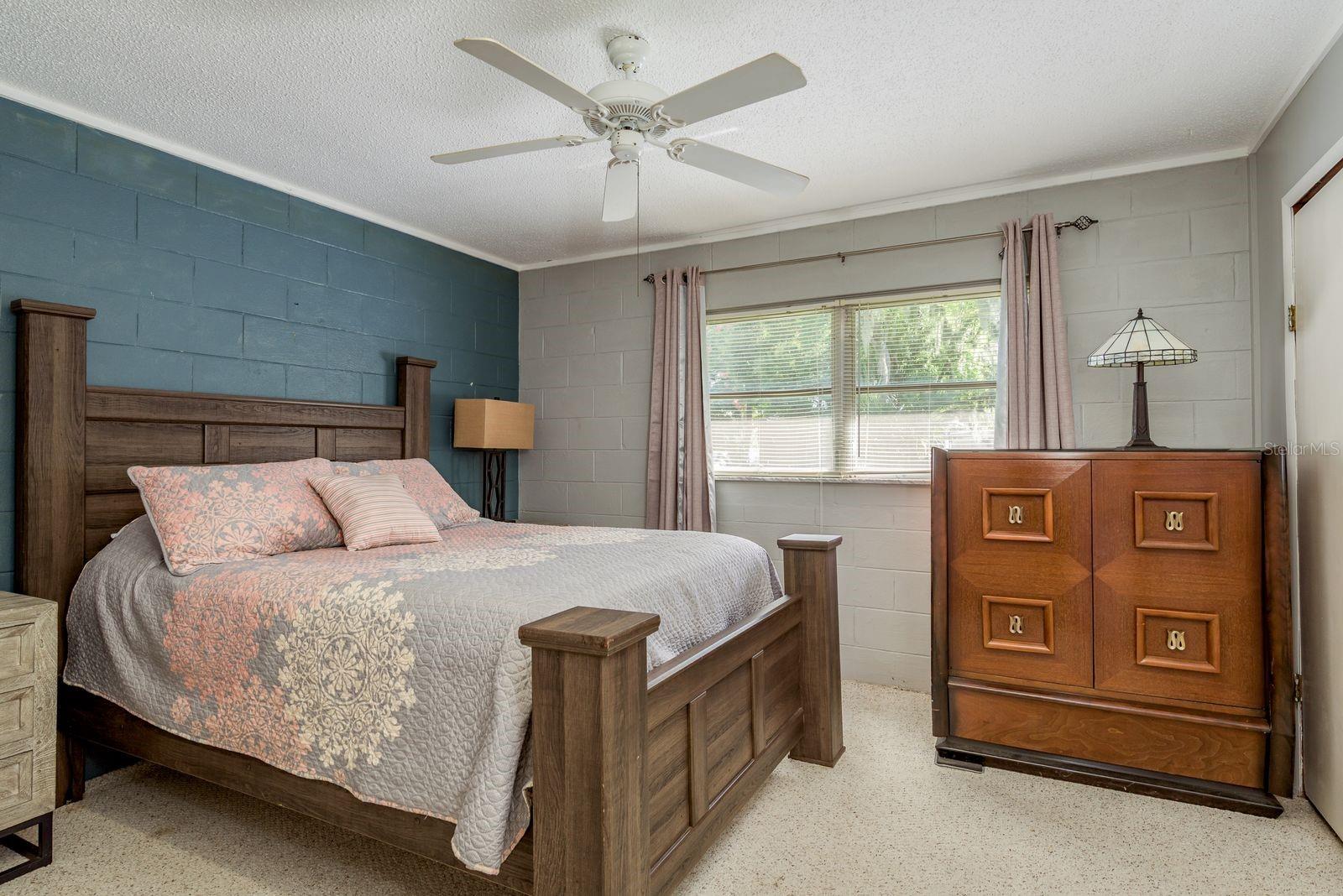 LEESBURG ORANGE HEIGHTS - Residential