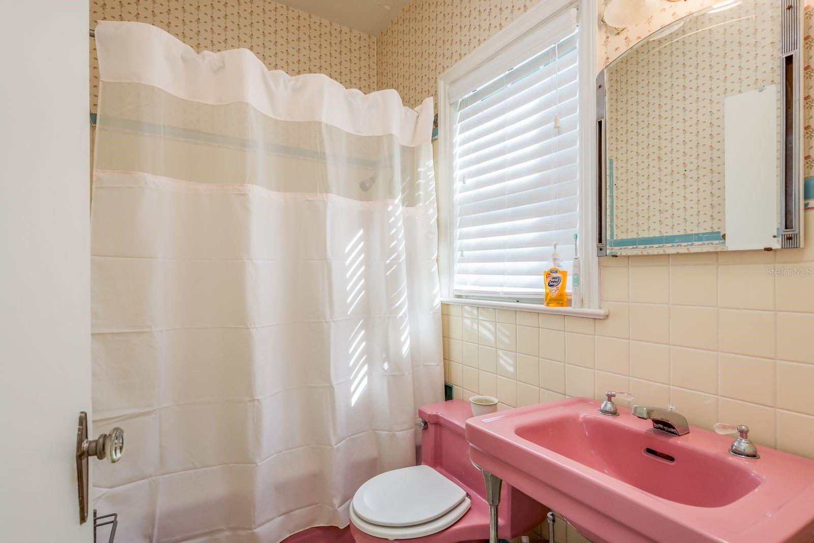 LEESBURG ORANGE HEIGHTS - Residential