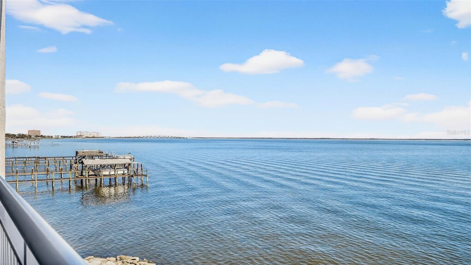 RIVER PALMS RIVER FRONT CONDOMINIUM - Residential