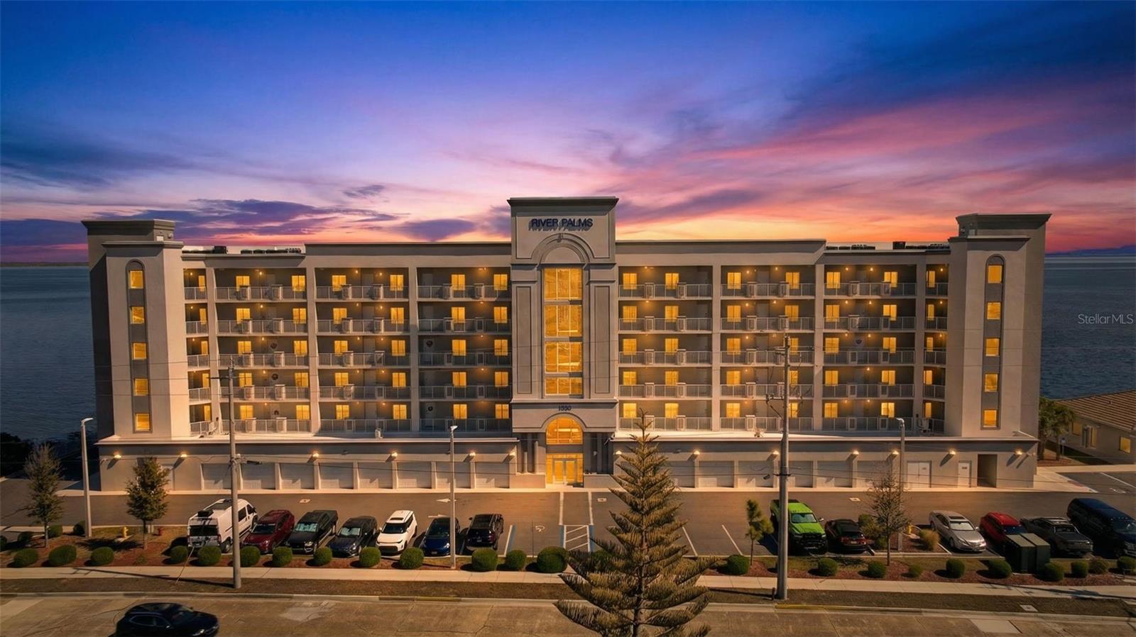 RIVER PALMS RIVER FRONT CONDOMINIUM - Residential