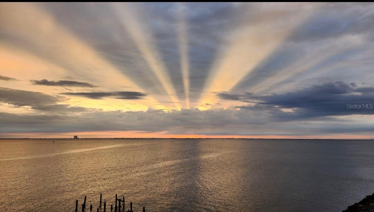 RIVER PALMS RIVER FRONT CONDOMINIUM - Residential