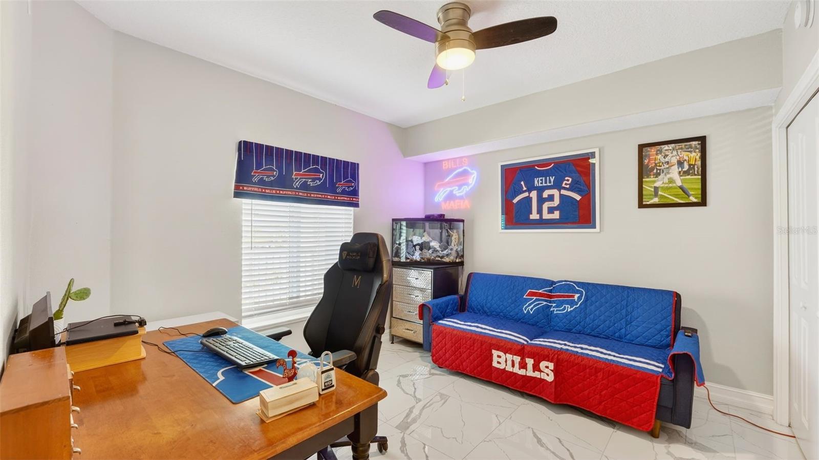 RIVER PALMS RIVER FRONT CONDOMINIUM - Residential