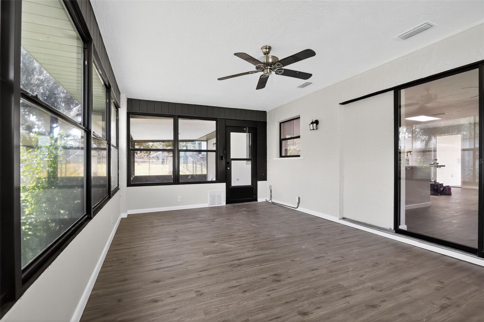 RIDGECREST - Residential