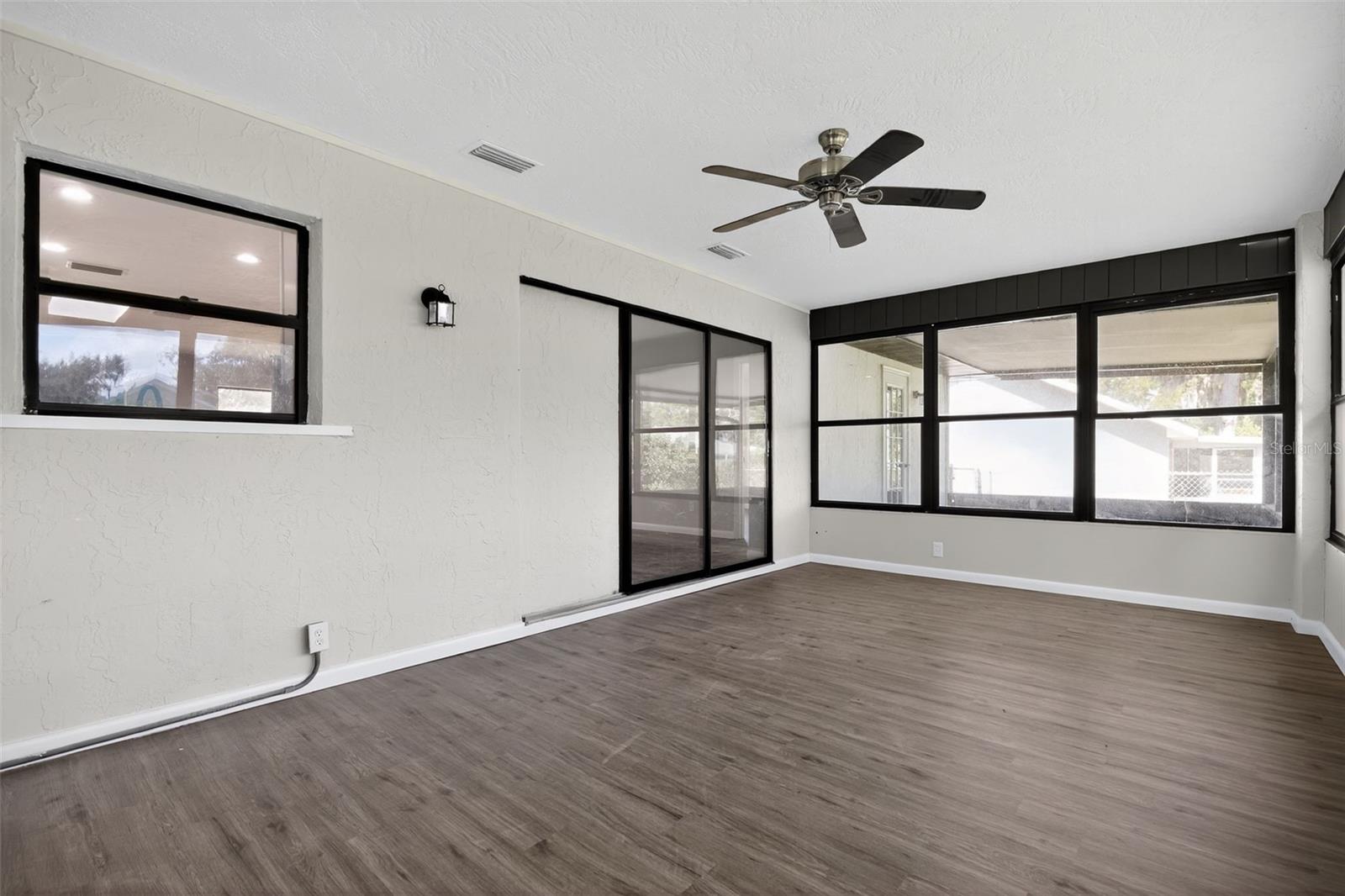 RIDGECREST - Residential