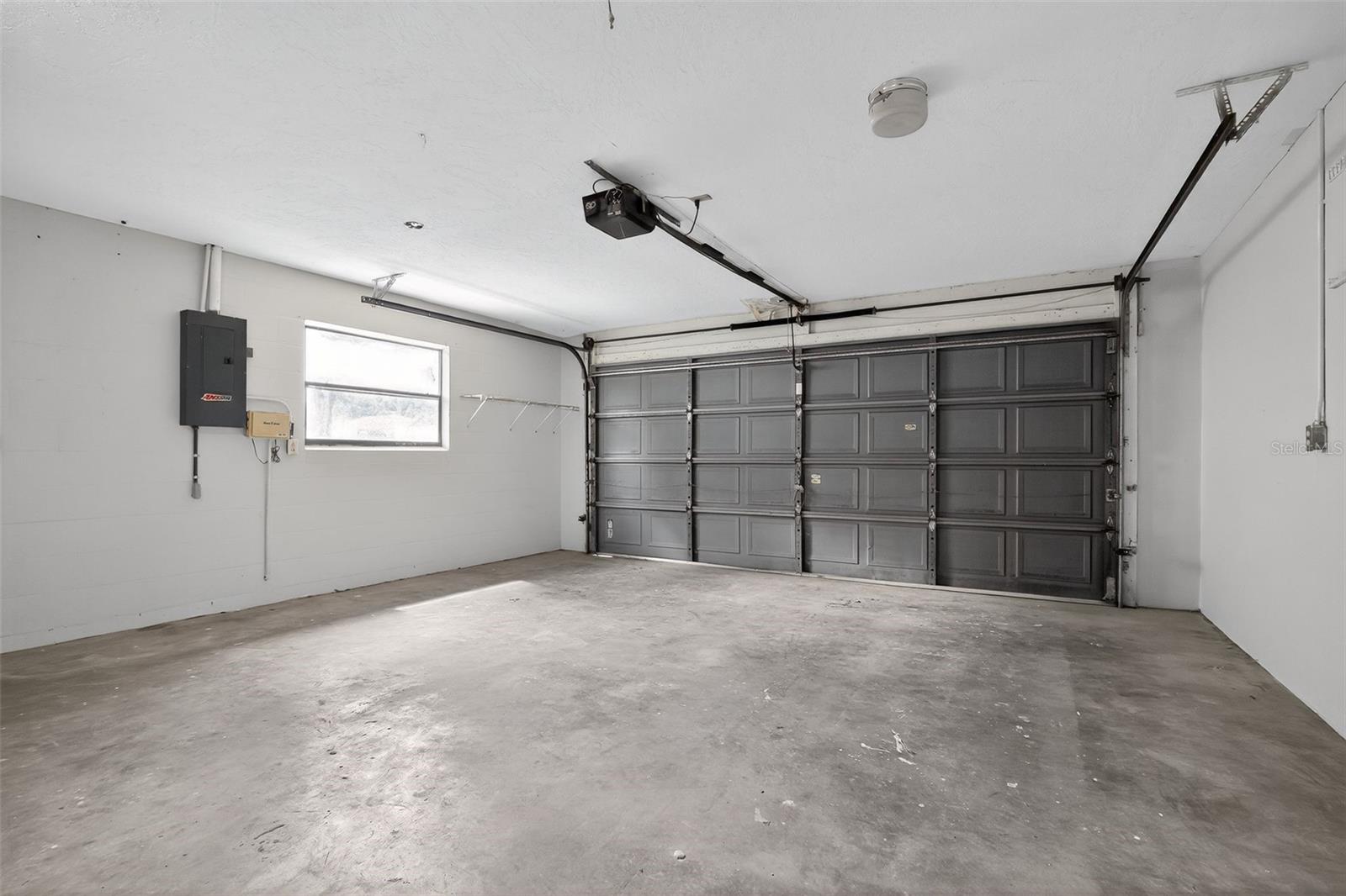 RIDGECREST - Residential