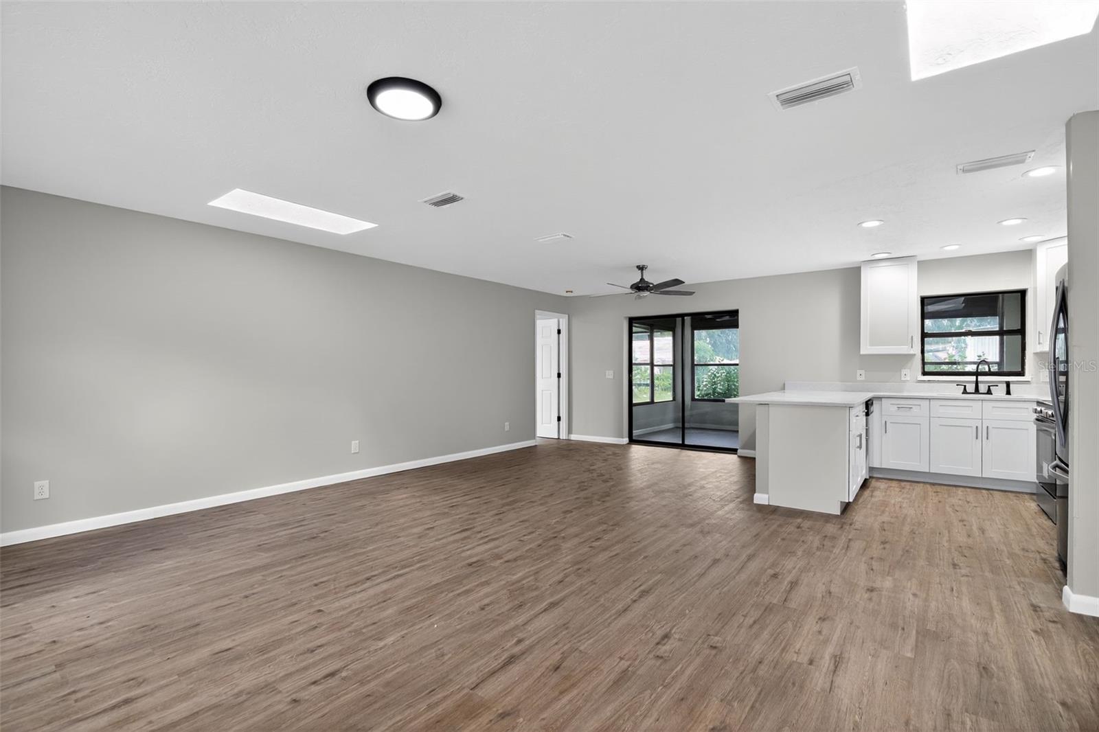 RIDGECREST - Residential