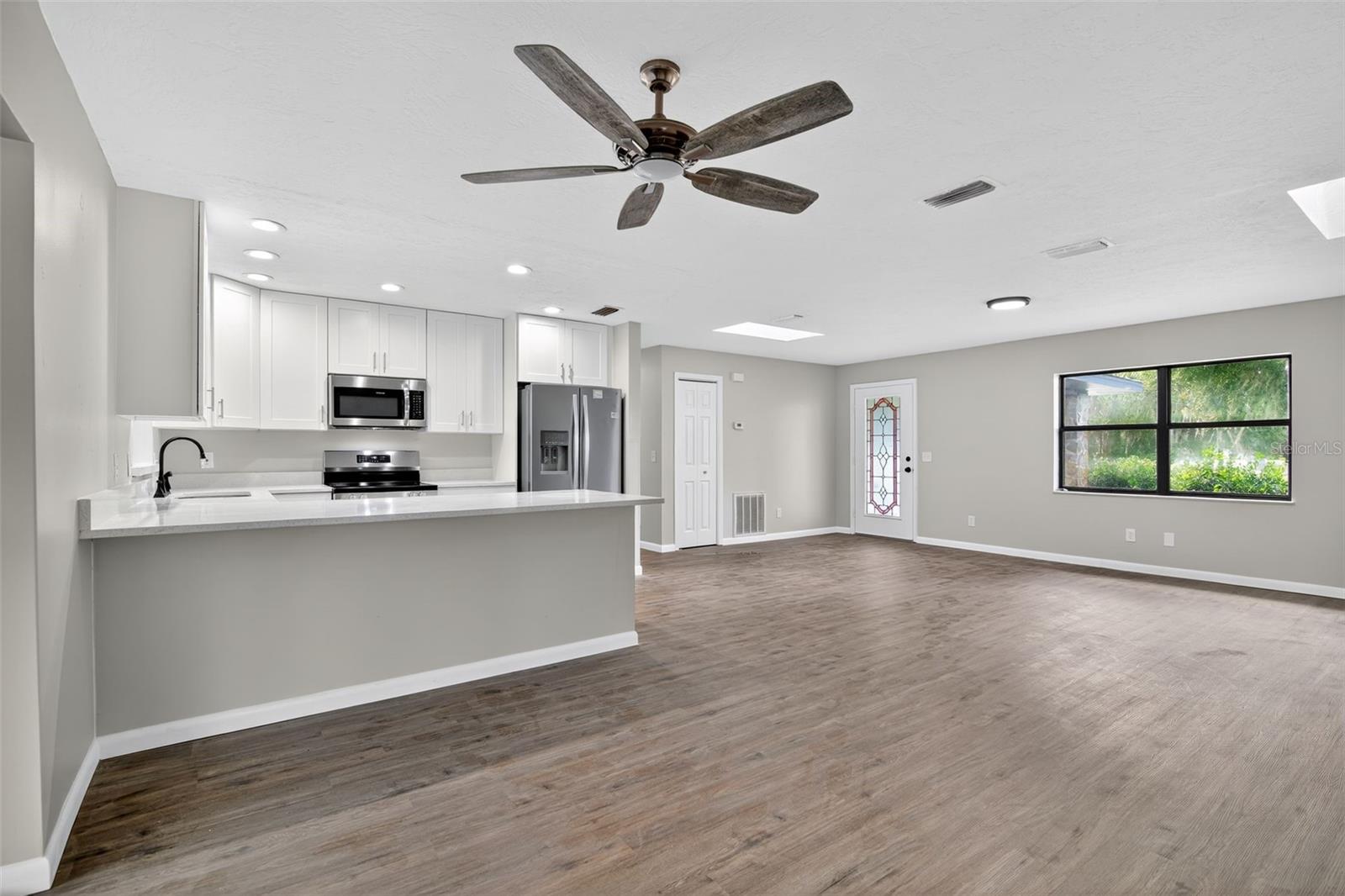 RIDGECREST - Residential