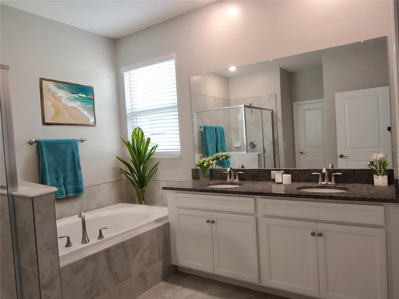 OAKWOOD PRESERVE - Residential