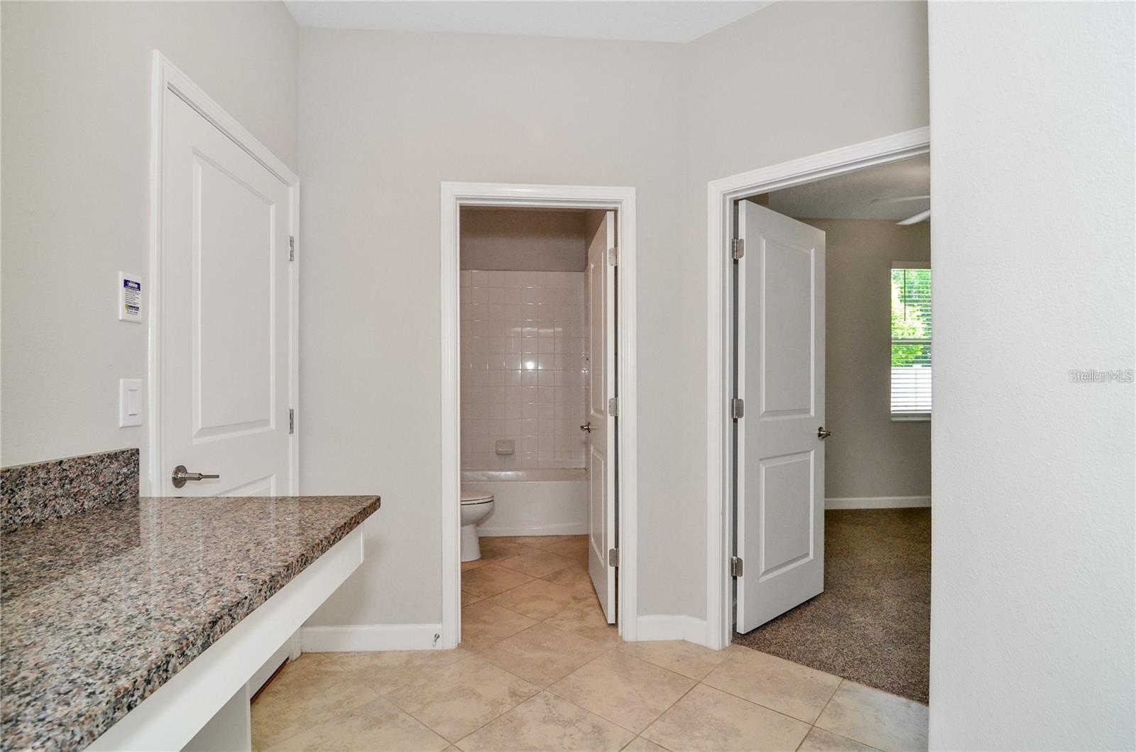 OAKWOOD PRESERVE - Residential