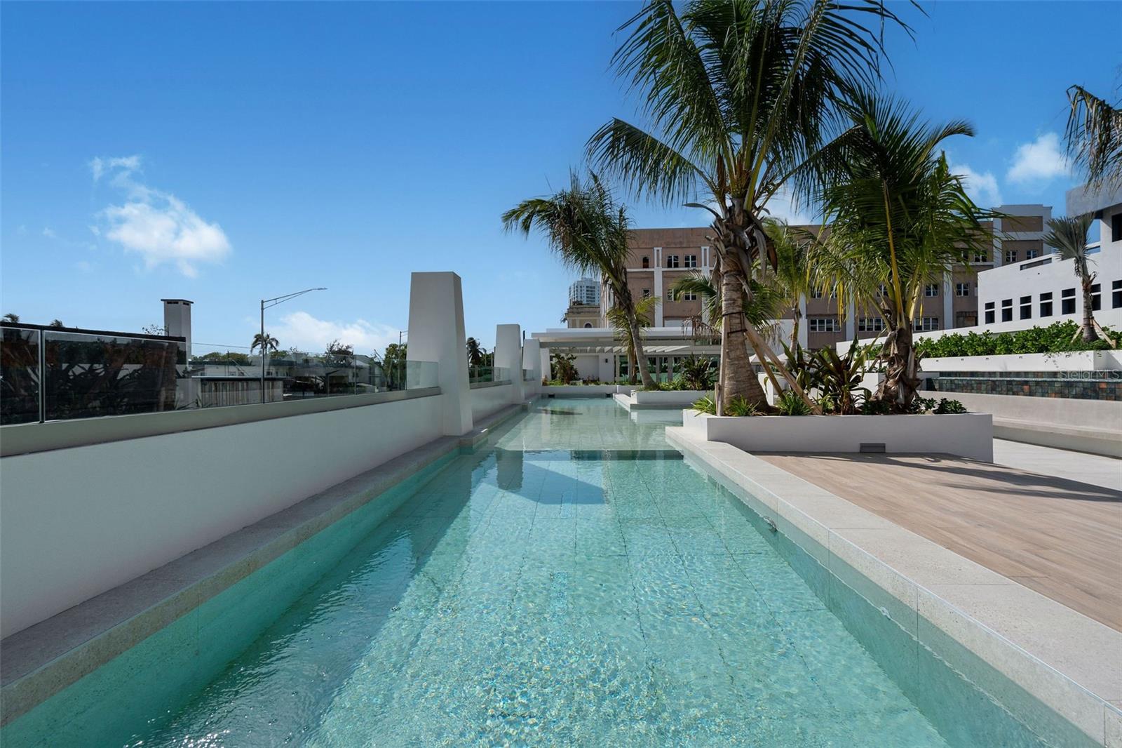 LE PARC 203 - Residential