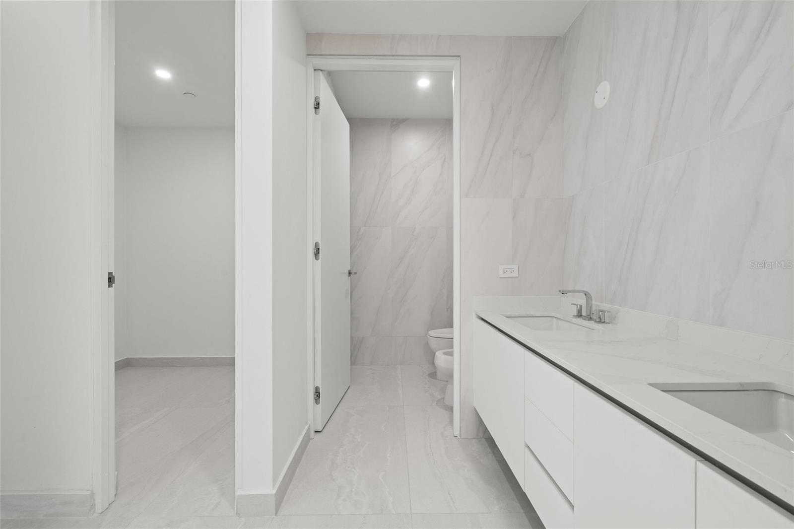 LE PARC 203 - Residential