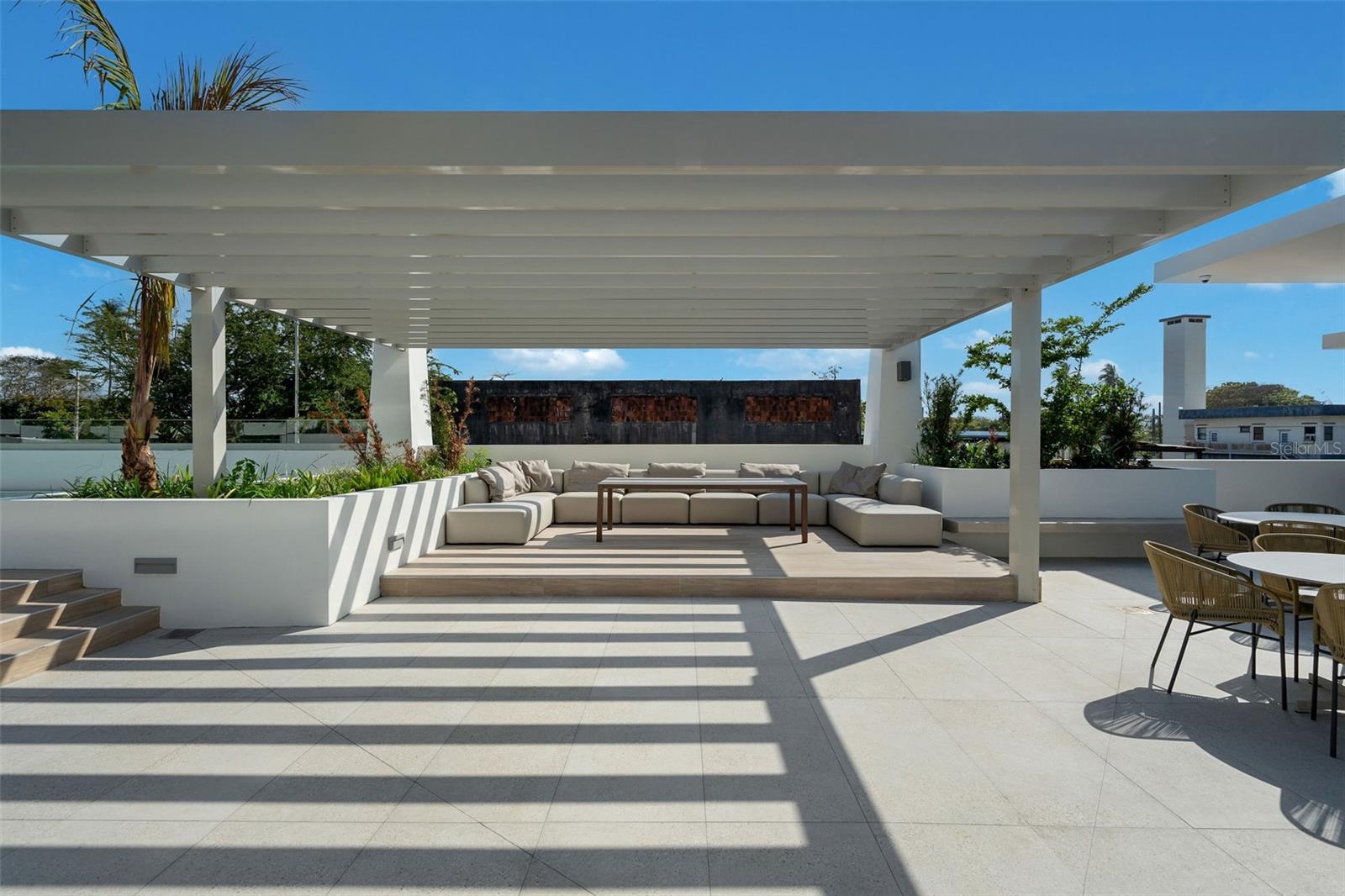 LE PARC 203 - Residential