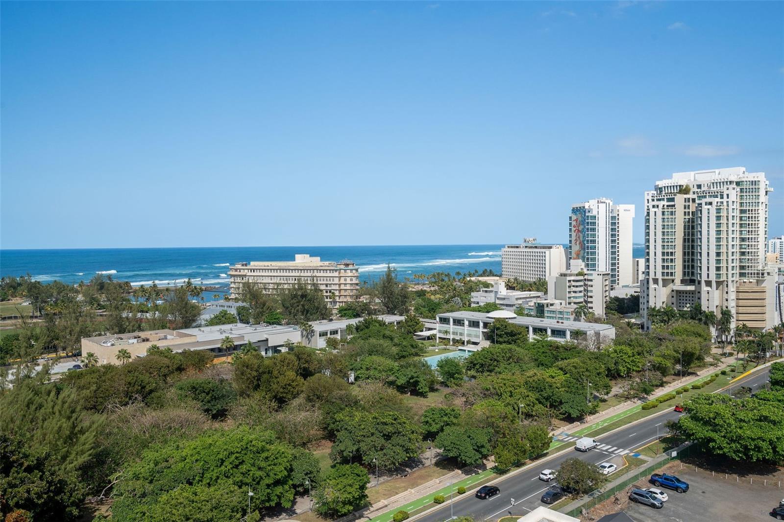 LE PARC 203 - Residential