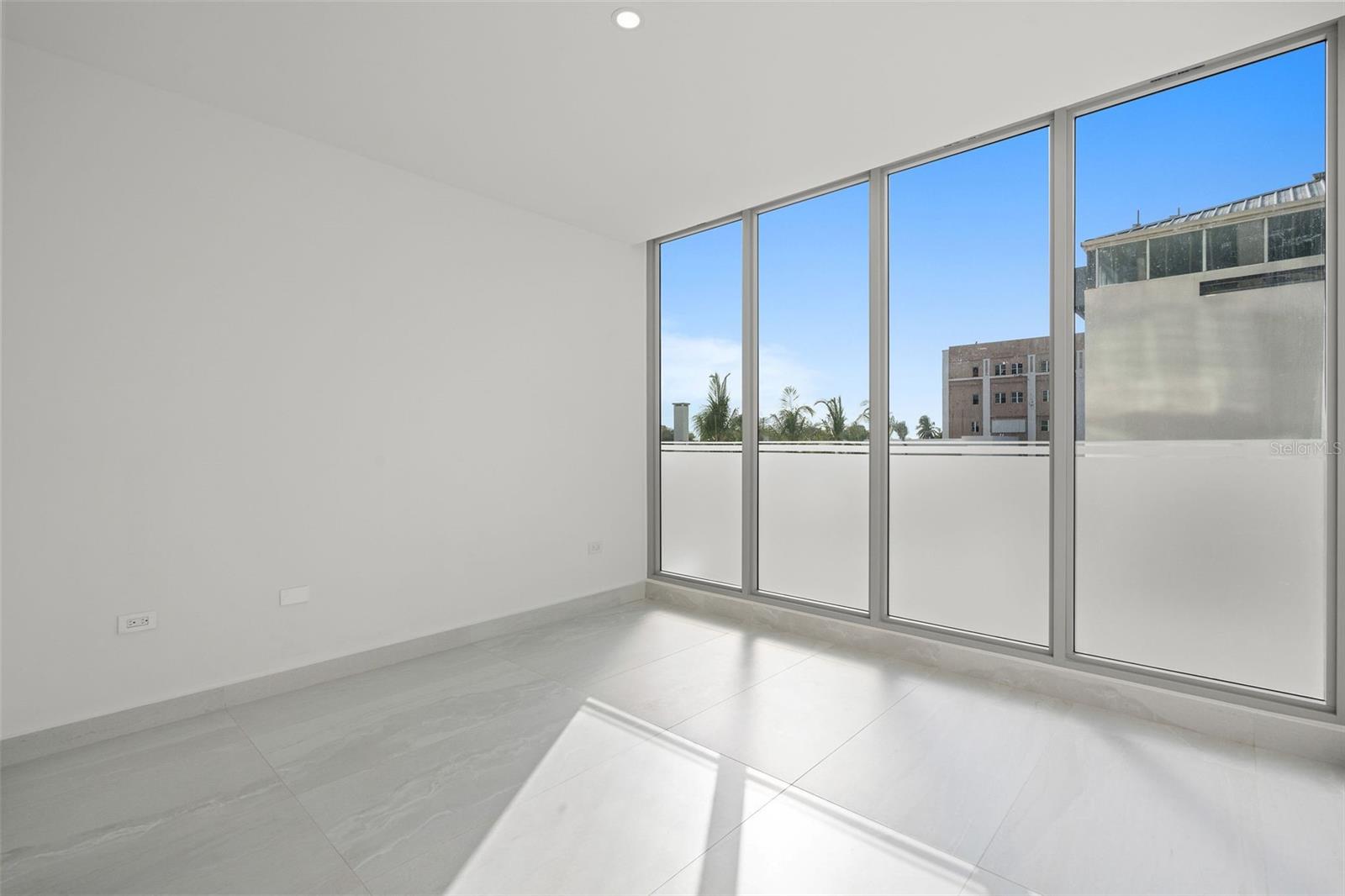 LE PARC 203 - Residential