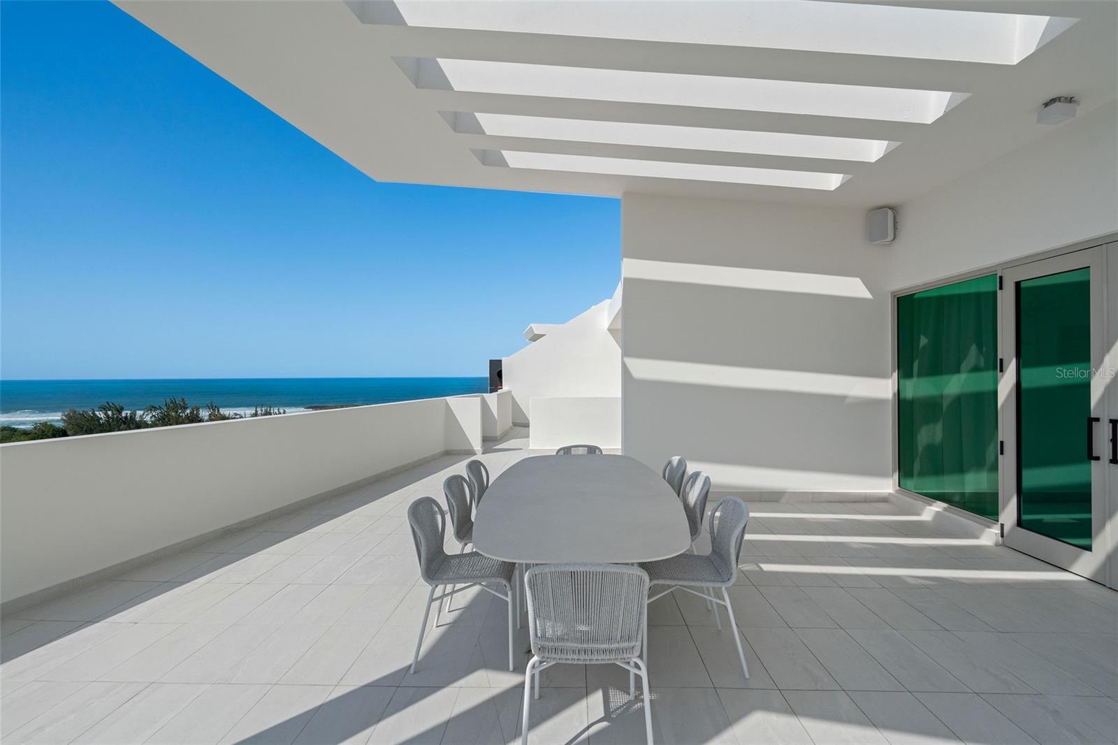 LE PARC 203 - Residential