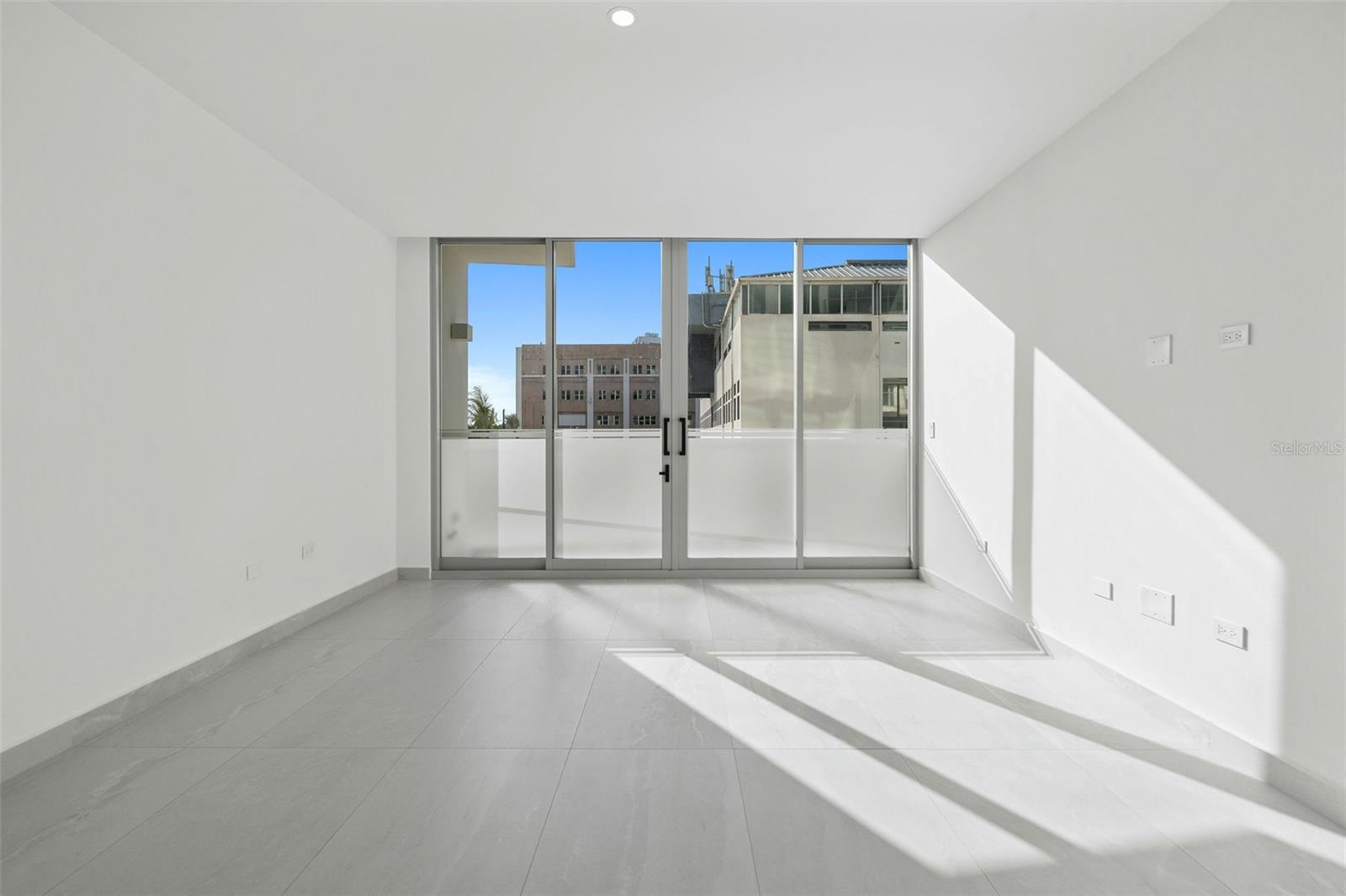 LE PARC 203 - Residential