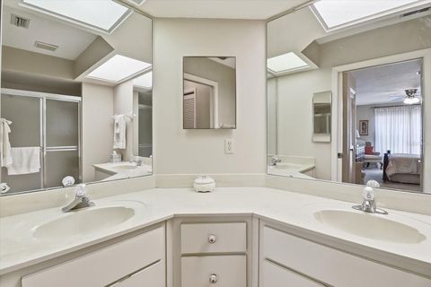 Tiny photo for 6022 W Dorset Drive, Crystal River, FL 34429 (MLS # TB8481496)