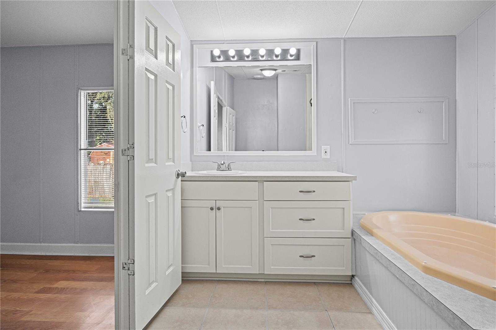 BAY HILLS VILLAGE A CONDOMINIU - Residential Lease