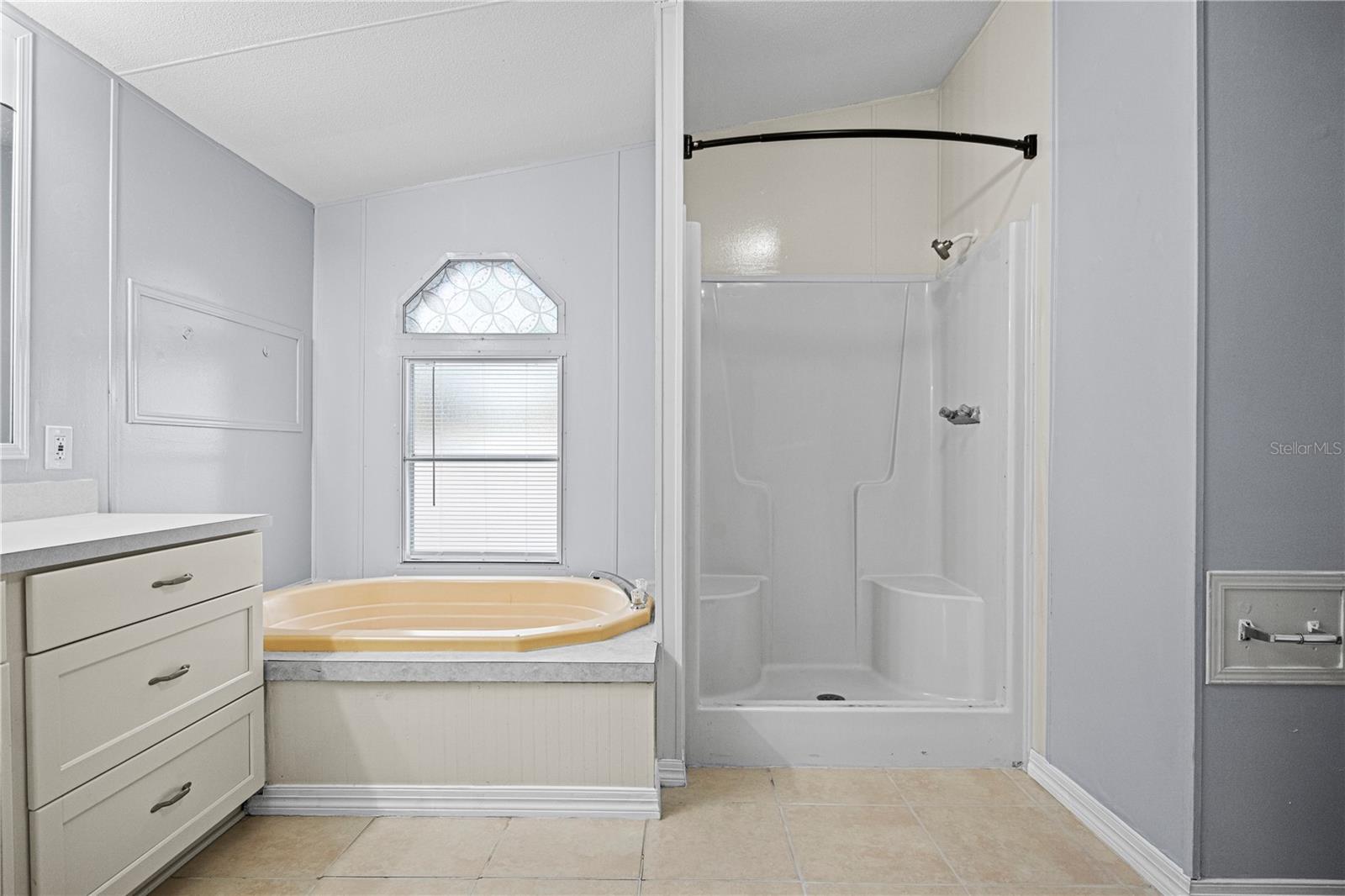 BAY HILLS VILLAGE A CONDOMINIU - Residential Lease