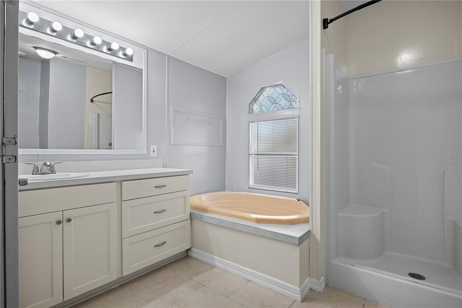 BAY HILLS VILLAGE A CONDOMINIU - Residential Lease