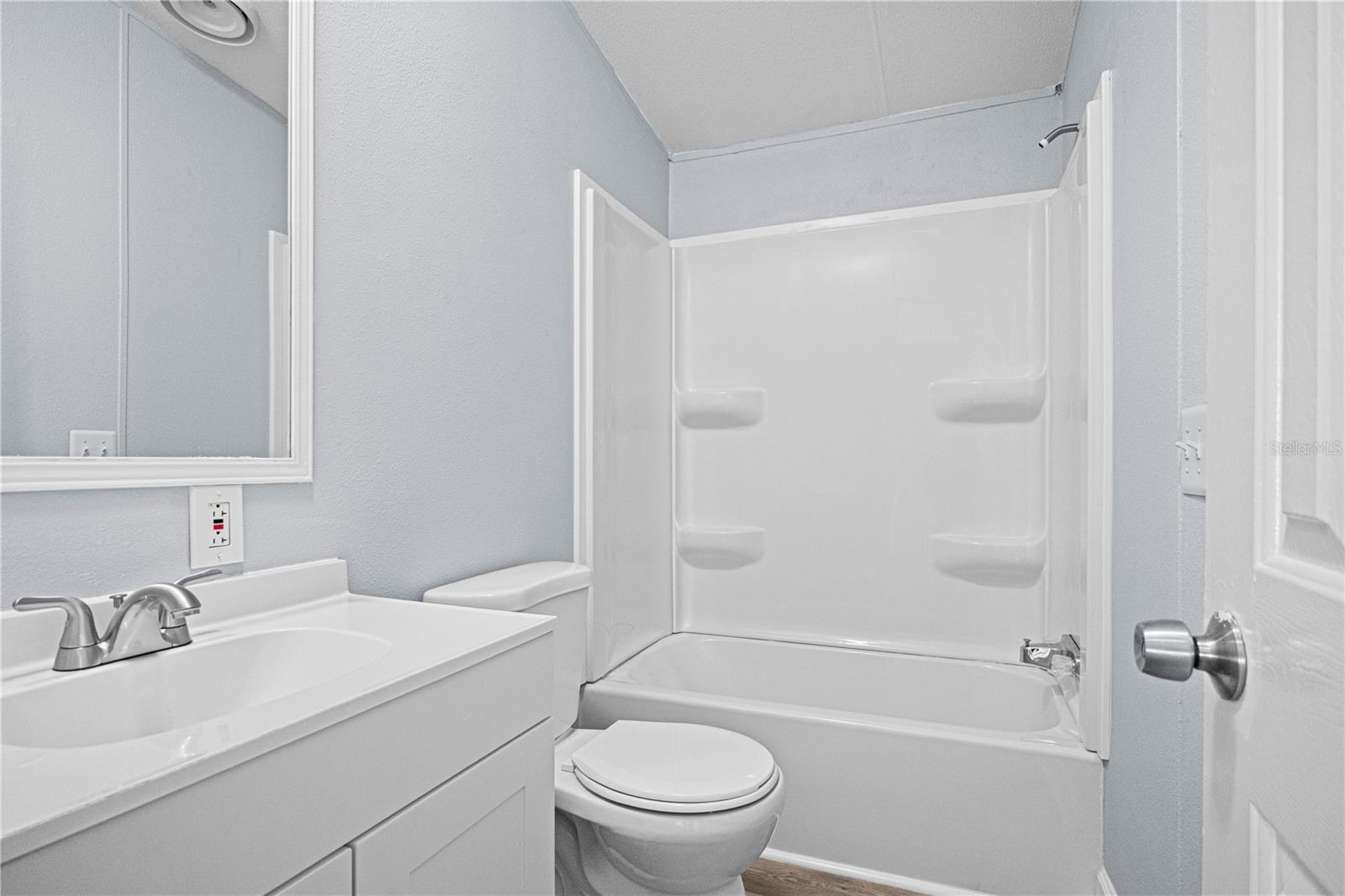 BAY HILLS VILLAGE A CONDOMINIU - Residential Lease