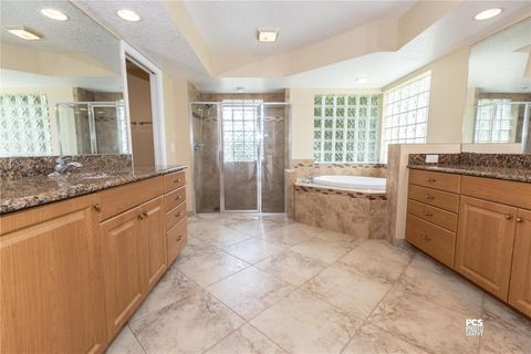 Tiny photo for 2679 NE 108th Lane, Oxford, FL 34484 (MLS # G5099974)