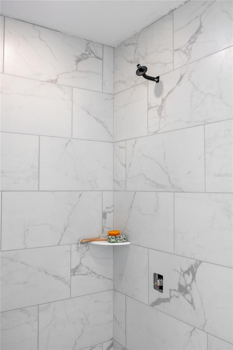 BRIARWOOD - Residential