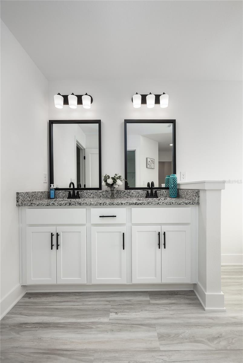 BRIARWOOD - Residential