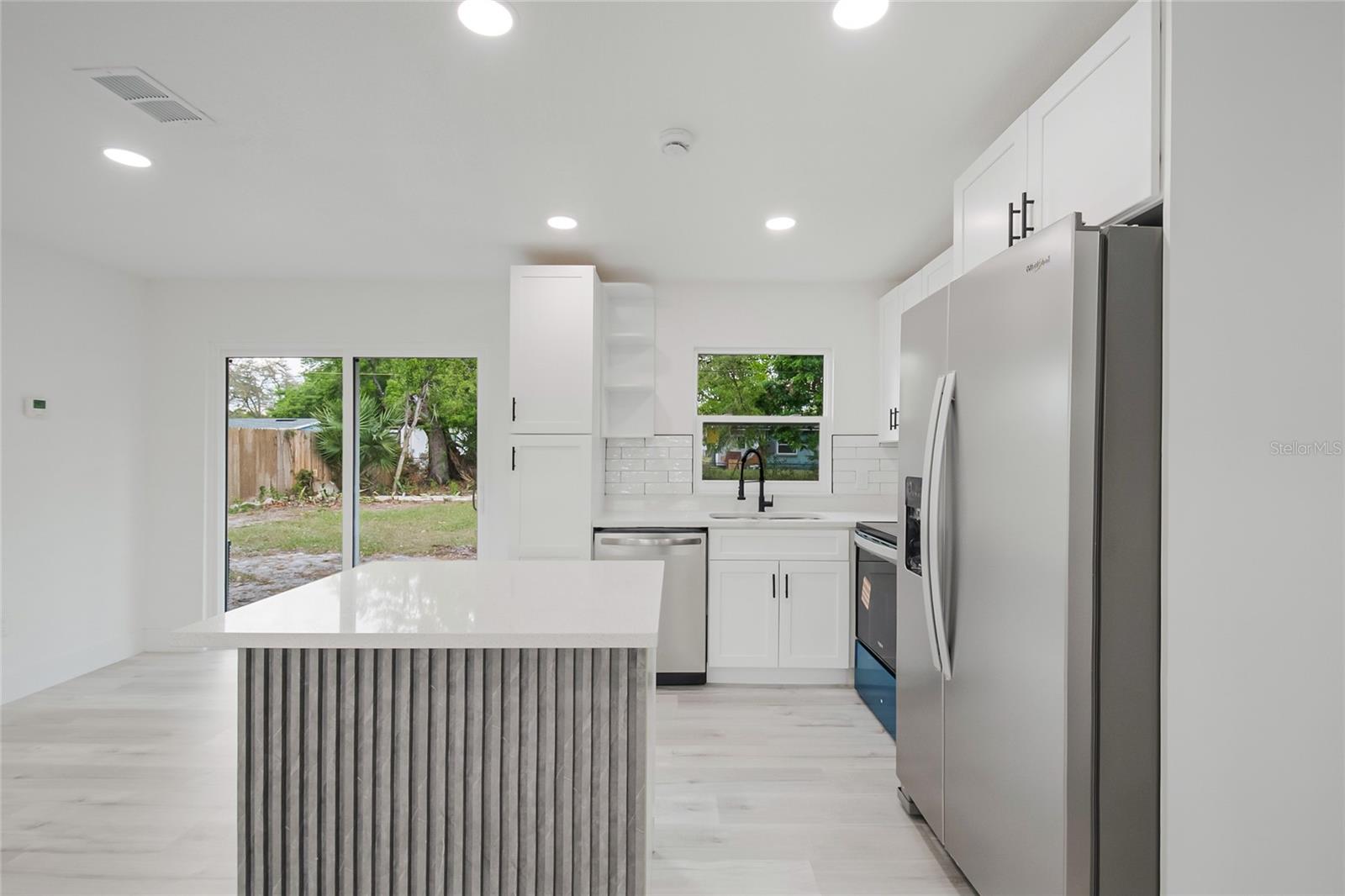 LAKE MANN ESTATES - Residential