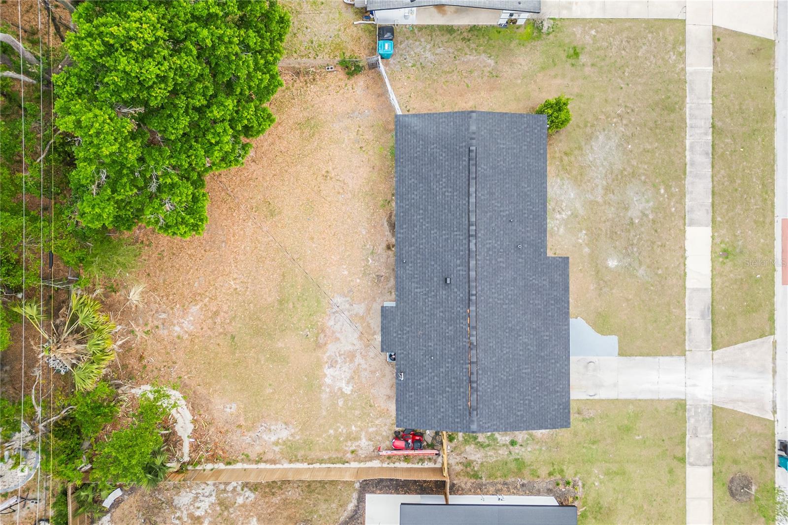 LAKE MANN ESTATES - Residential