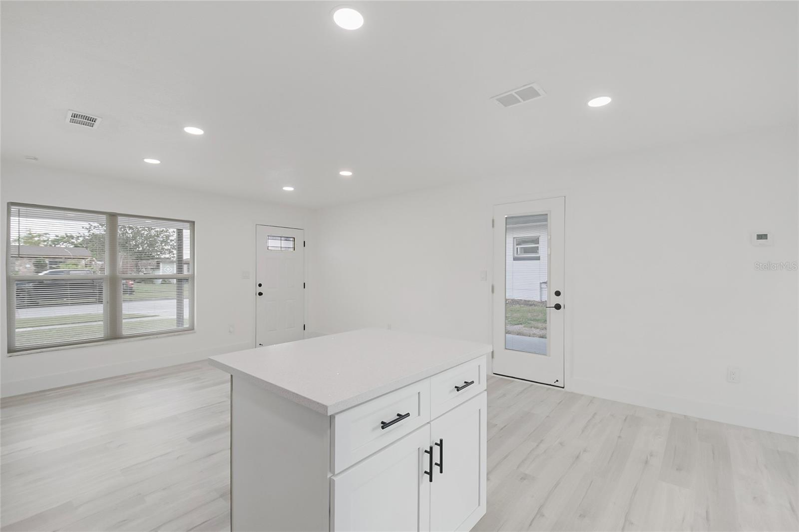 LAKE MANN ESTATES - Residential