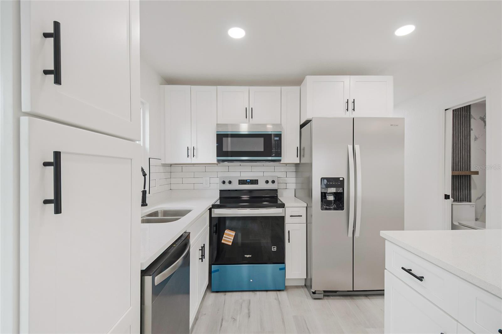 LAKE MANN ESTATES - Residential