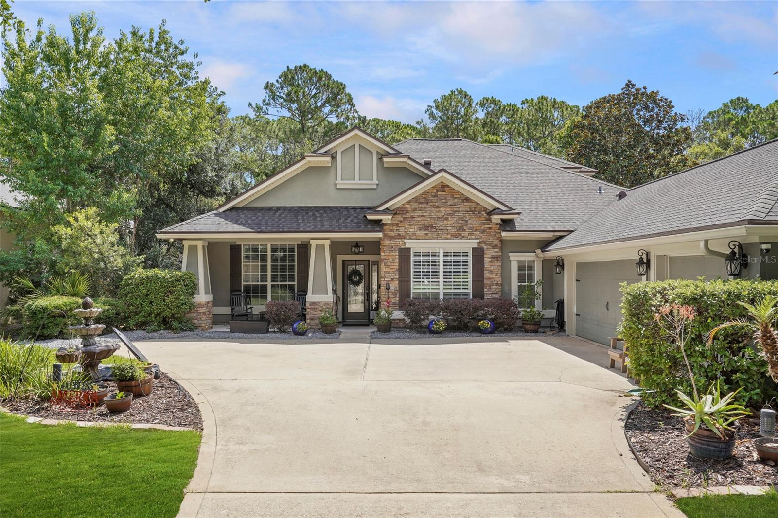 198 PARKSIDE DRIVE