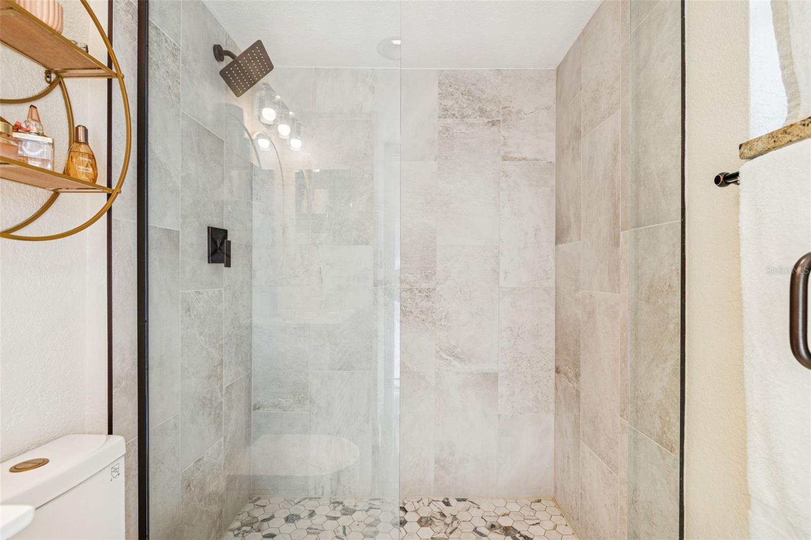 ROYAL YACHT CLUB NORTH CONDO - Residential