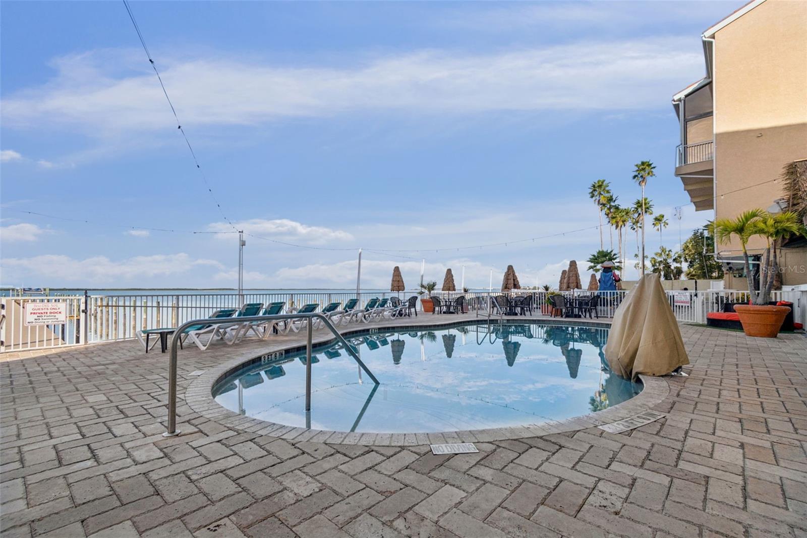 ROYAL YACHT CLUB NORTH CONDO - Residential