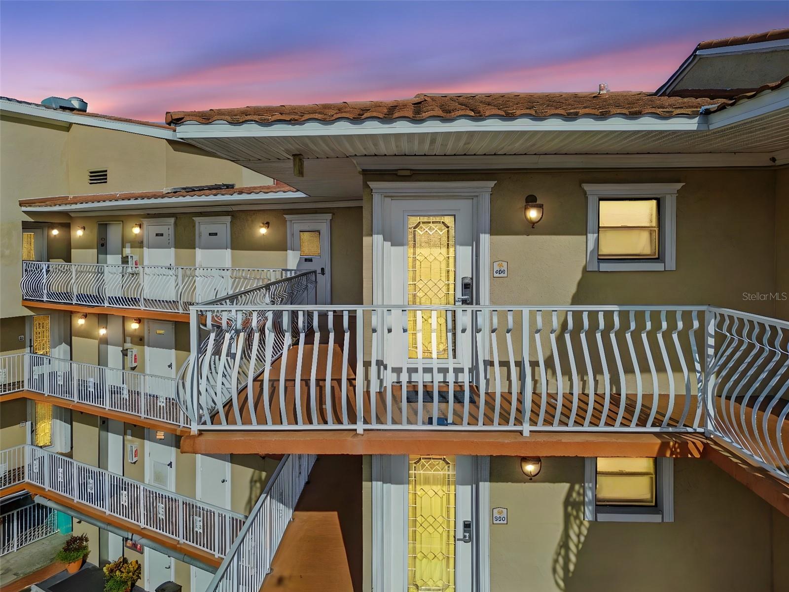 ROYAL YACHT CLUB NORTH CONDO - Residential