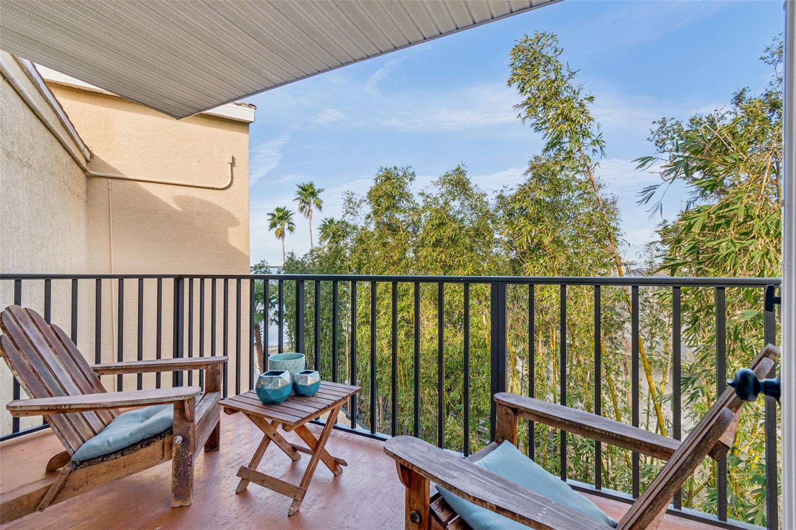 ROYAL YACHT CLUB NORTH CONDO - Residential