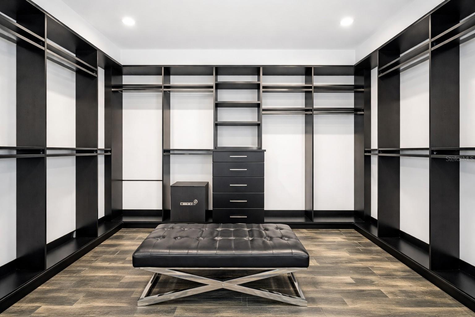 SOUTH CSWY ISLE YACHT CLUB ADD - Residential