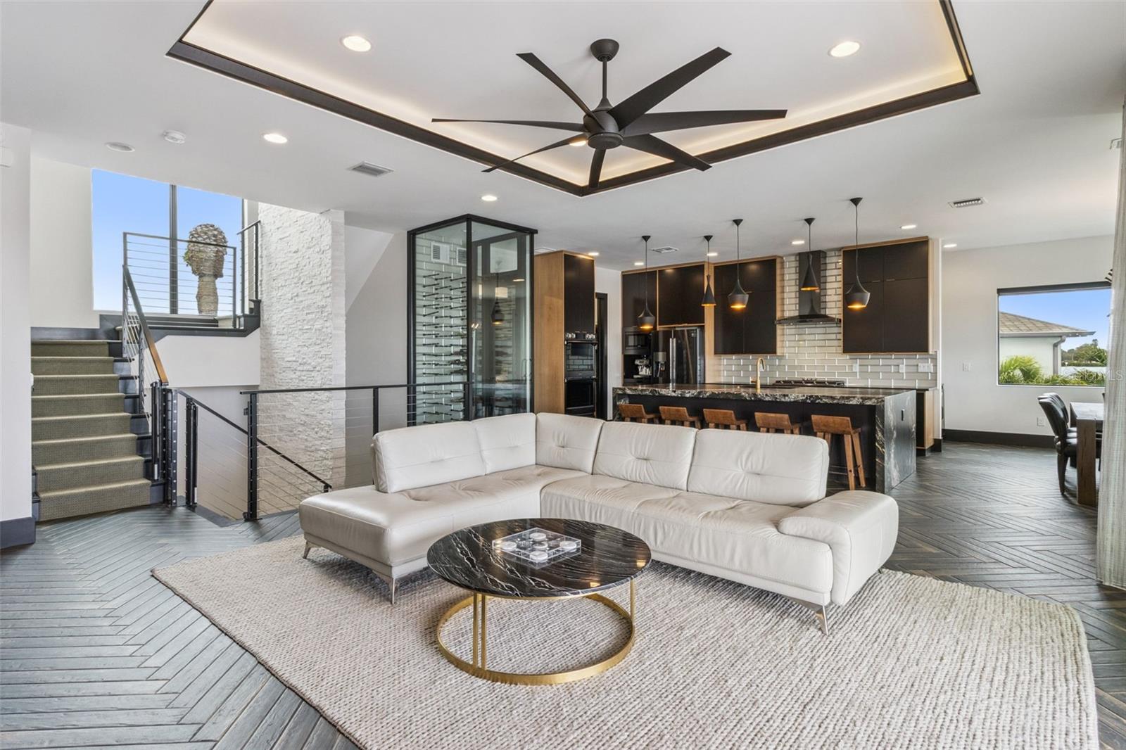 SOUTH CSWY ISLE YACHT CLUB ADD - Residential