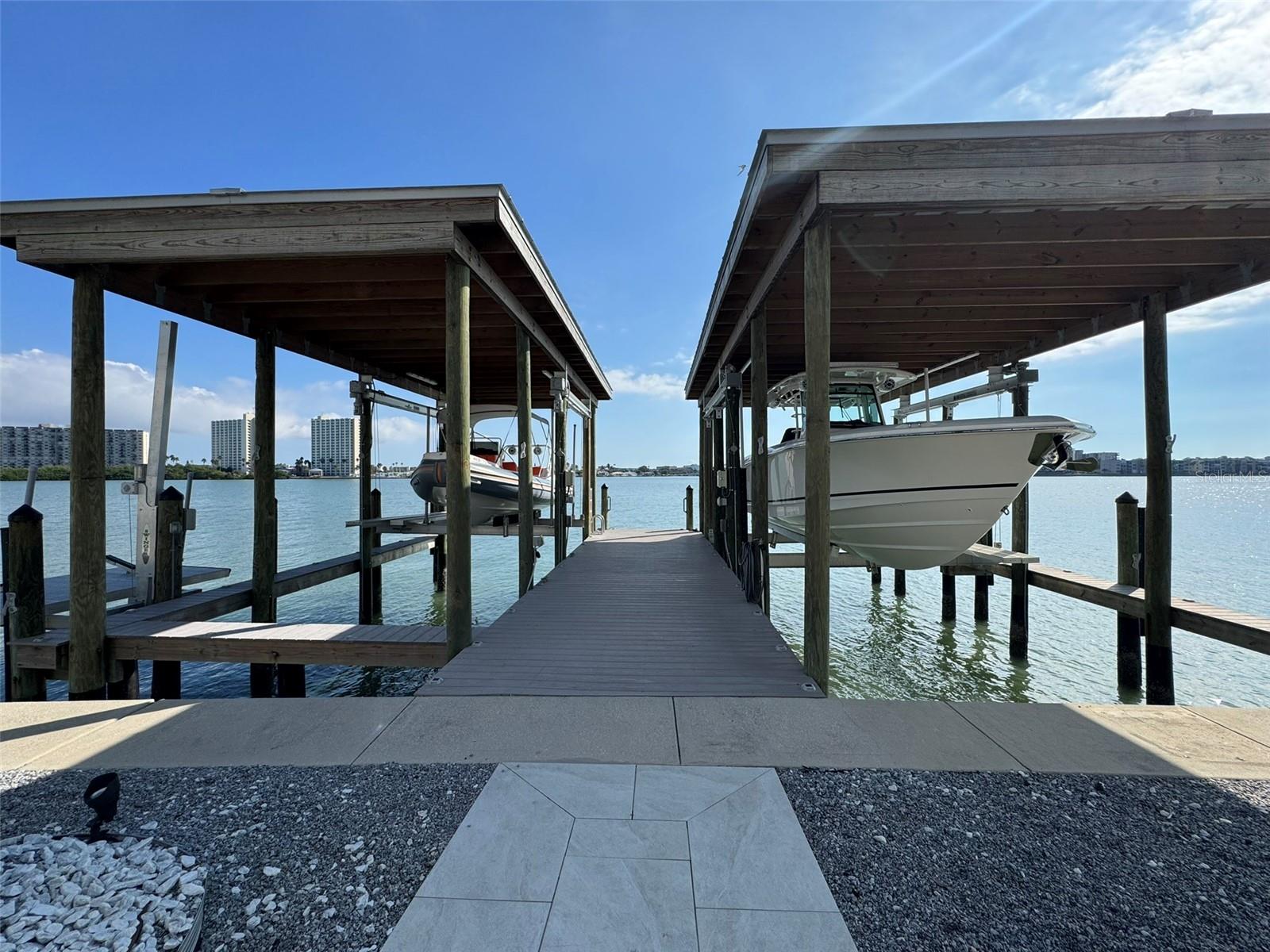 SOUTH CSWY ISLE YACHT CLUB ADD - Residential