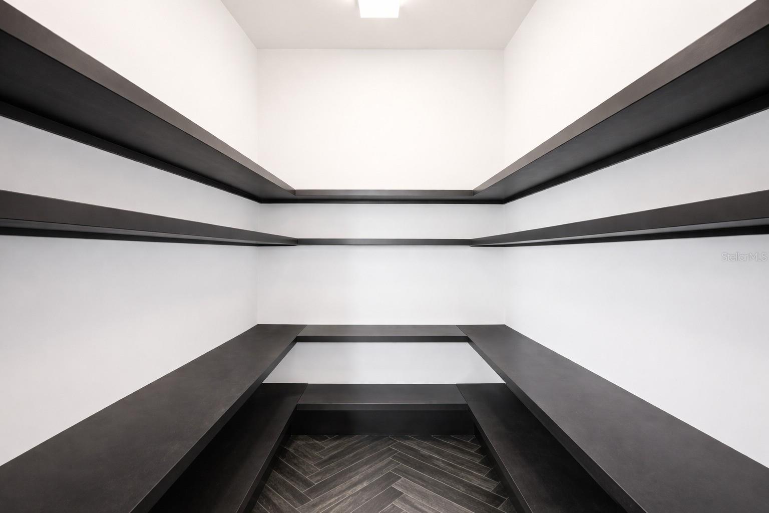 SOUTH CSWY ISLE YACHT CLUB ADD - Residential