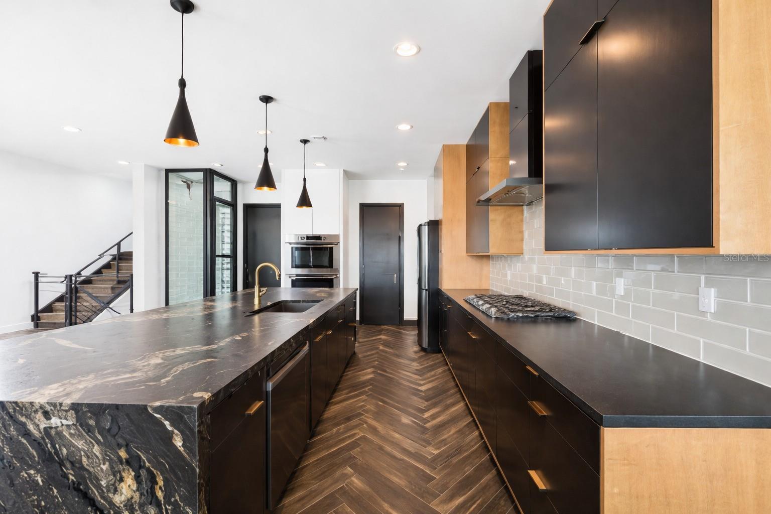 SOUTH CSWY ISLE YACHT CLUB ADD - Residential