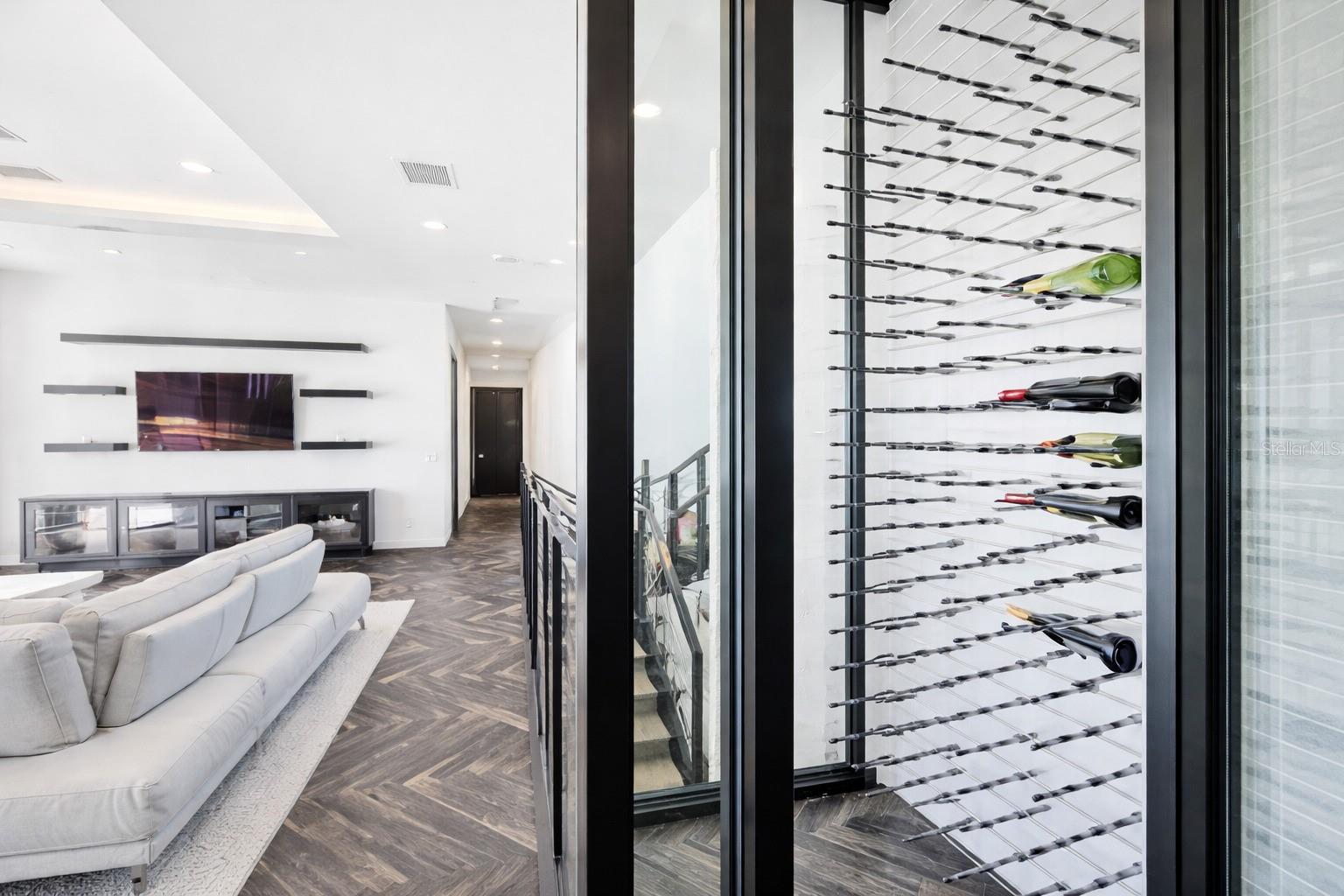 SOUTH CSWY ISLE YACHT CLUB ADD - Residential