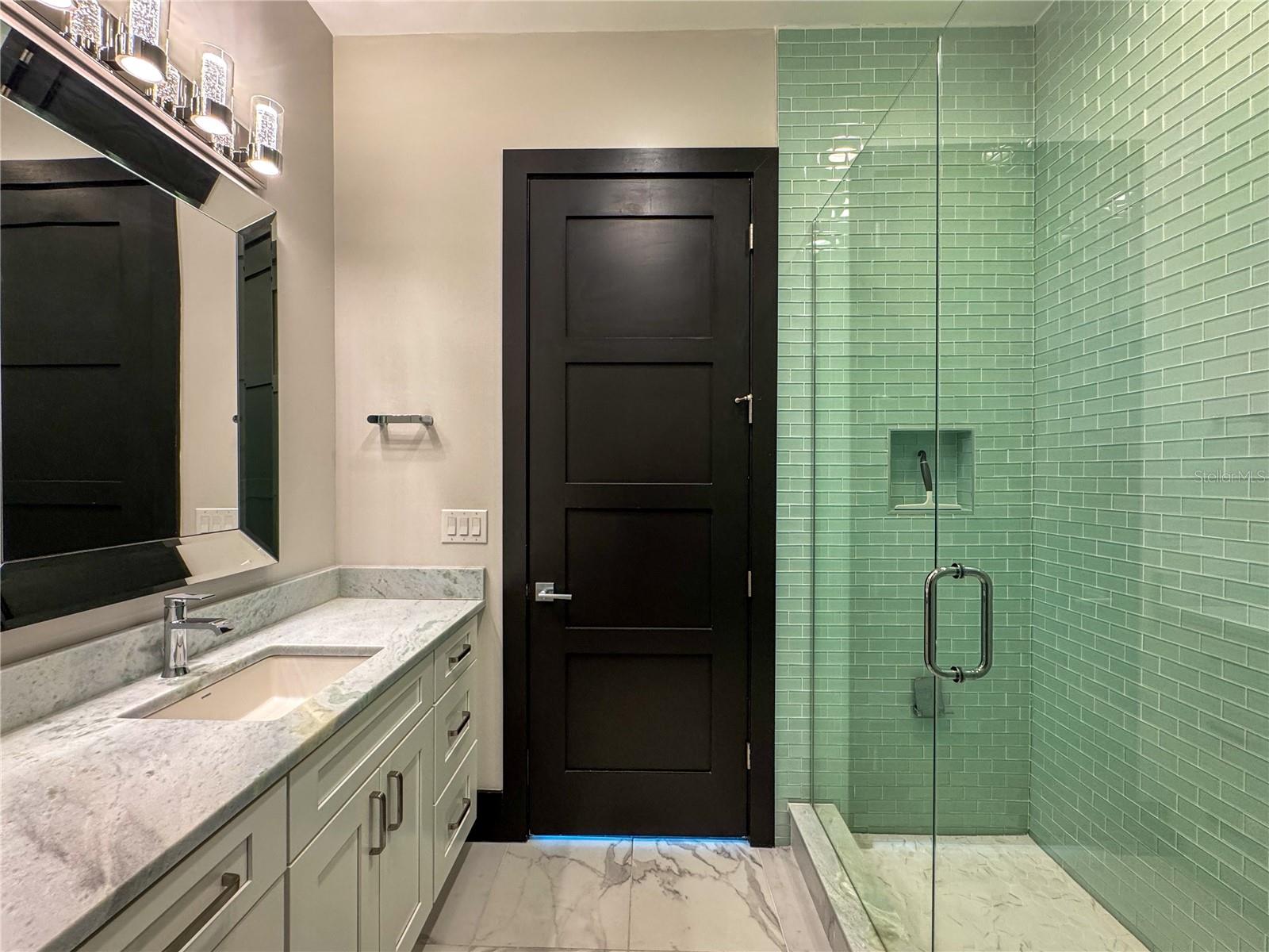 SOUTH CSWY ISLE YACHT CLUB ADD - Residential