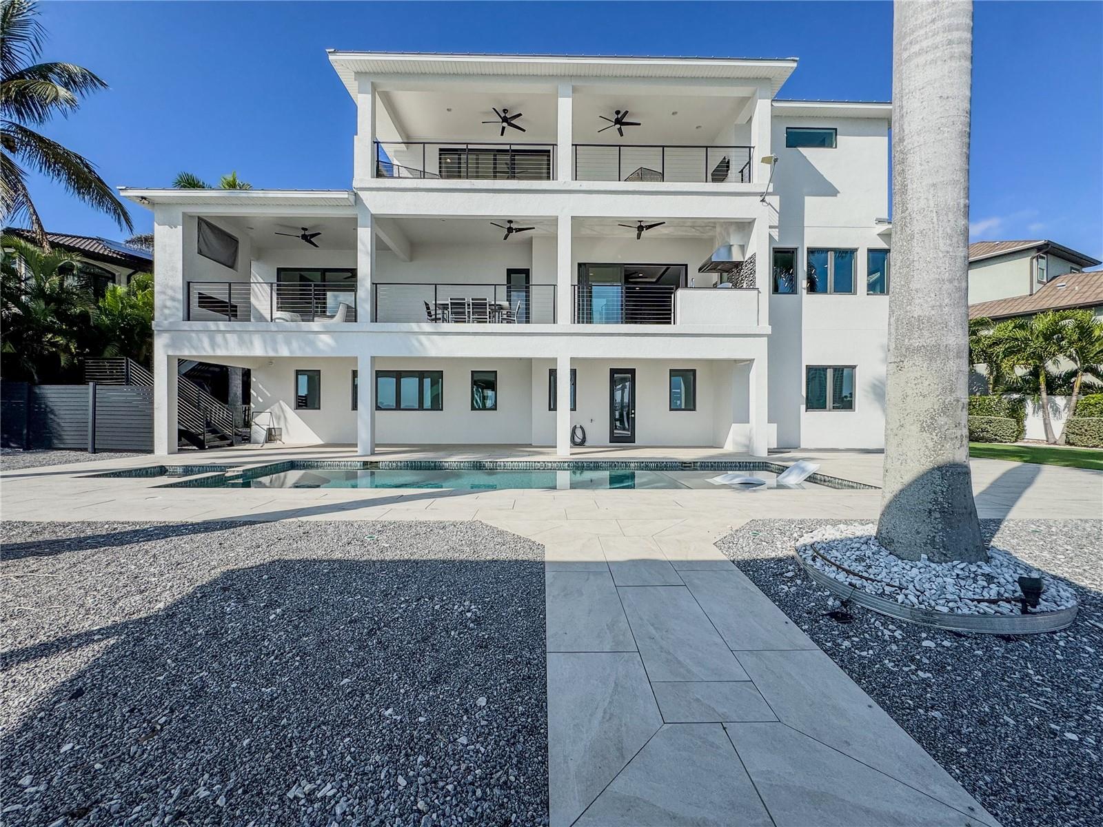 SOUTH CSWY ISLE YACHT CLUB ADD - Residential