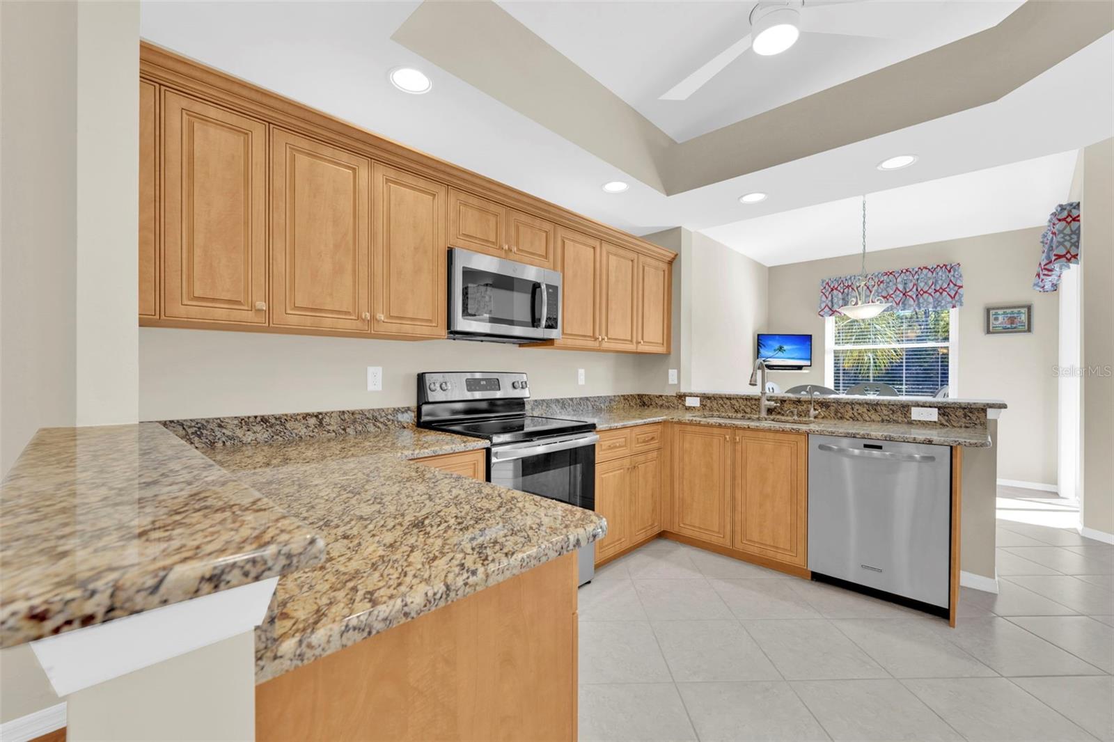 EAGLE RIDGE LAKES CONDO 01 & 02 - Residential