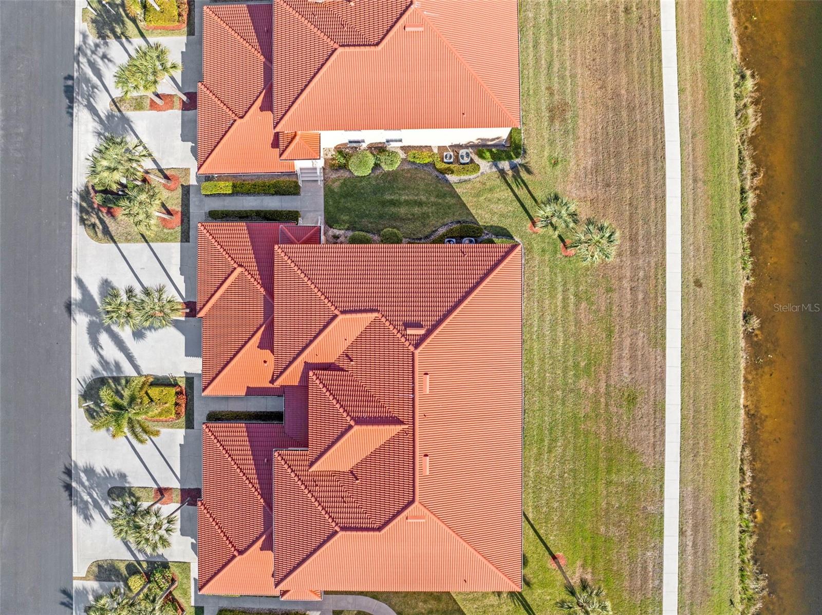 EAGLE RIDGE LAKES CONDO 01 & 02 - Residential