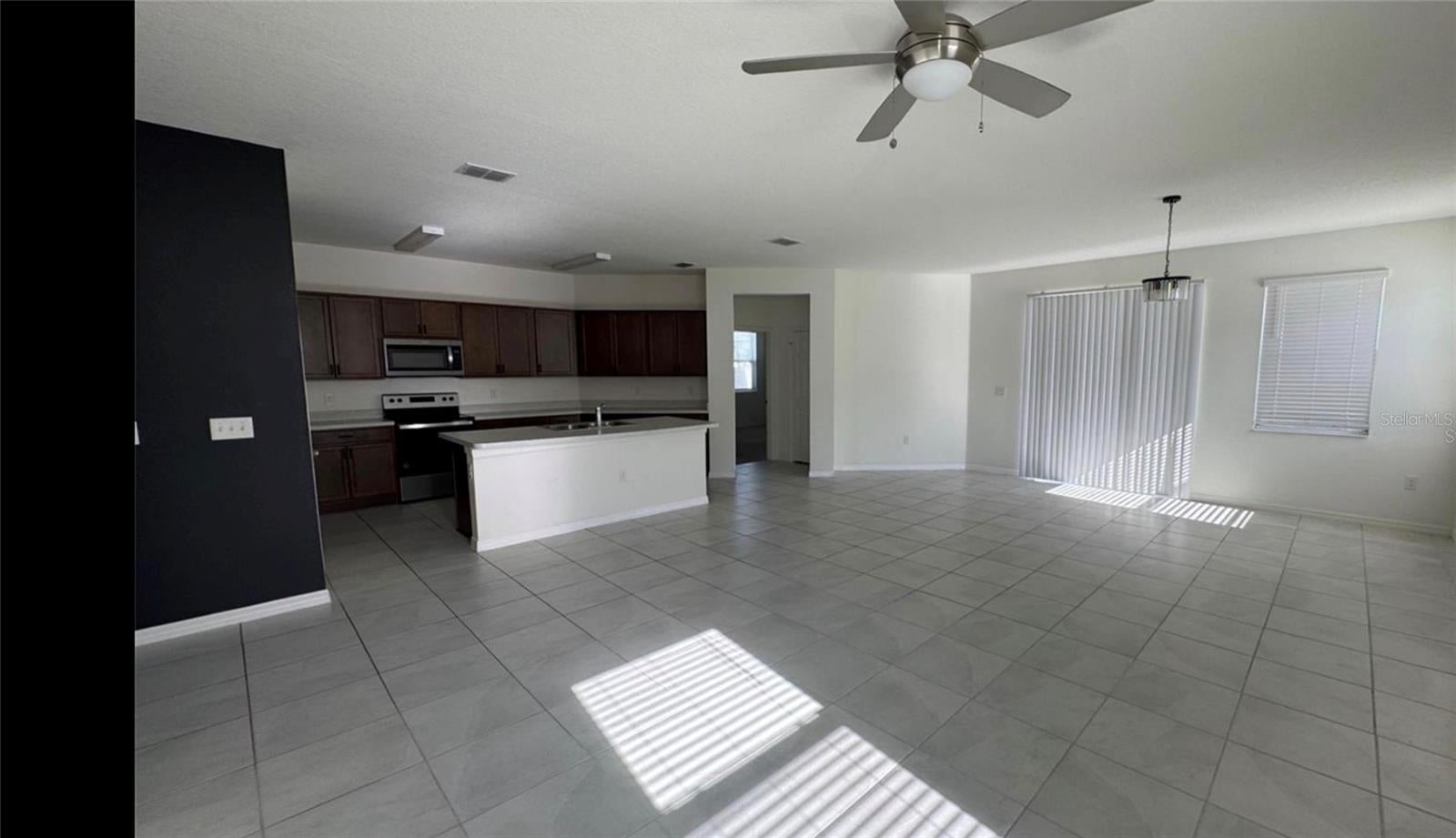 7054 CRUZ COURT