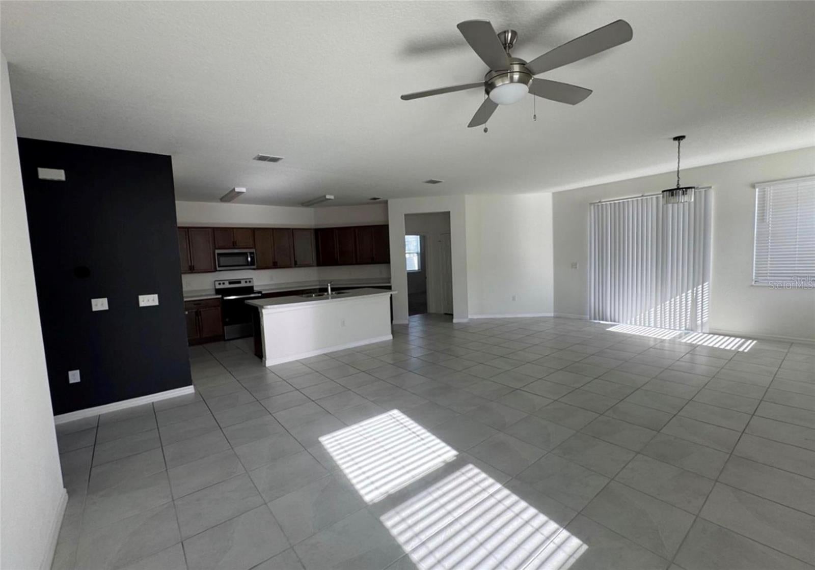 7054 CRUZ COURT