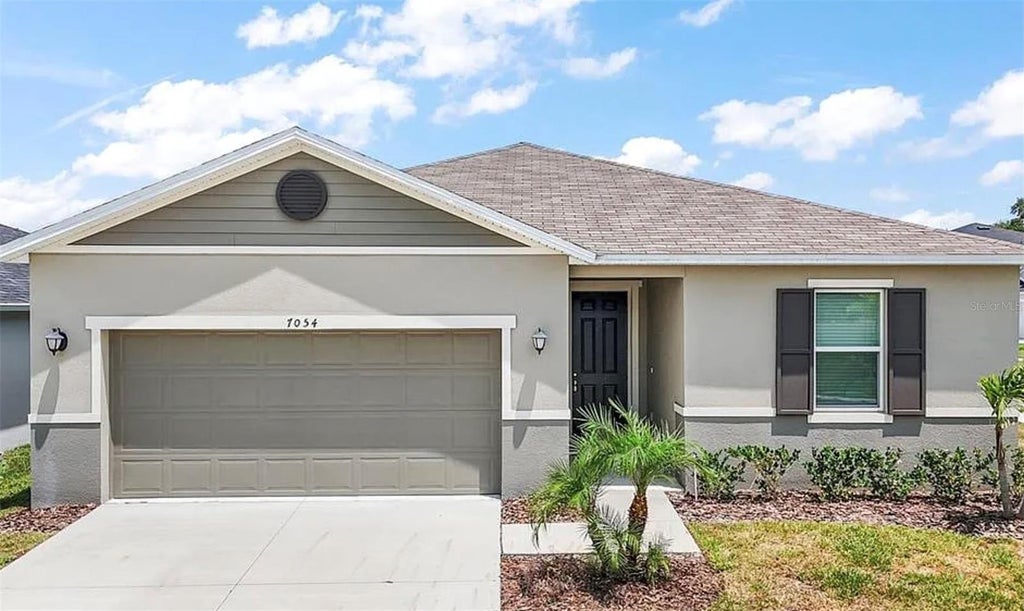 Photo of 7054 Cruz Court, Lakeland, FL 33813 (MLS # O6442726)